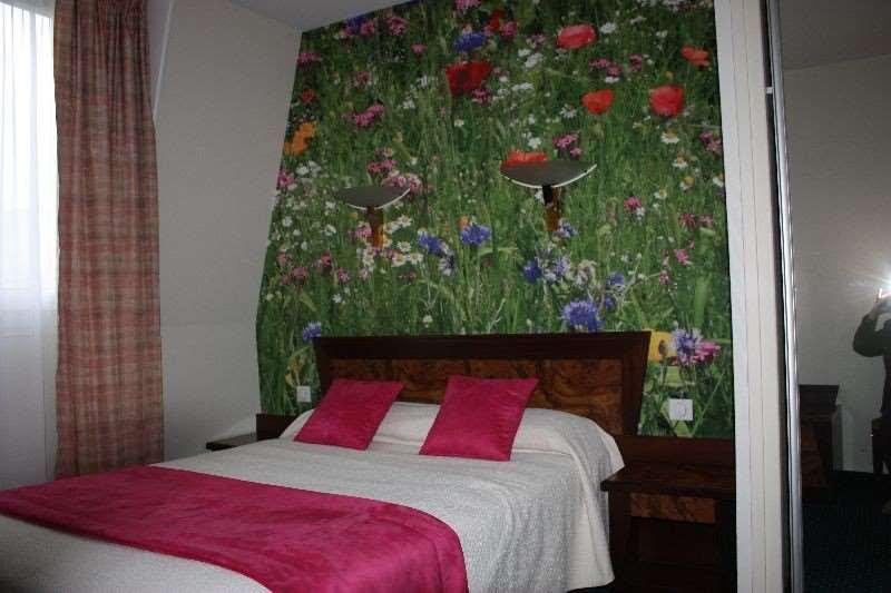 Hotel Terminus Montparnasse Paris Quarto foto